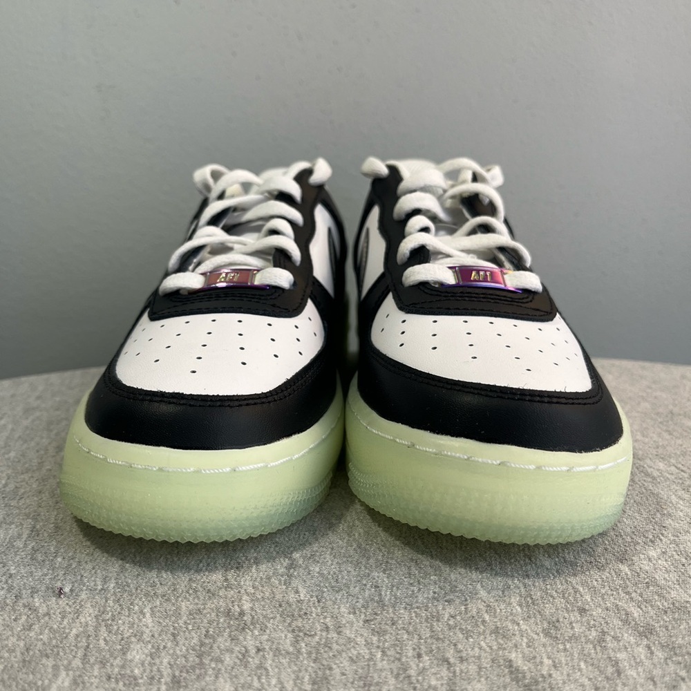 Nike Boys Air Force 1 LV8 (GS) Year Of The Dragon Size 5.5/Women 7 FZ5529-103 - Picture 2 of 10